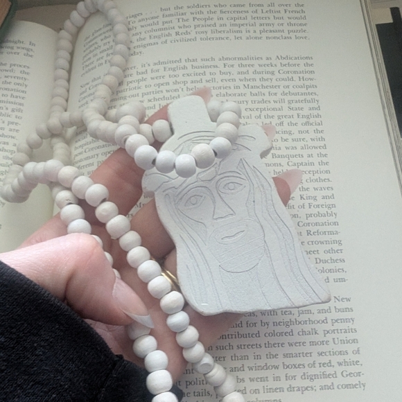 White Wooden Beaded Jesus Necklace - Picture 8 of 8